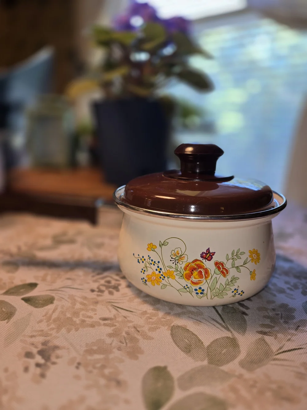 70sVintage Small Cream Enamel Saucepan with Brown Lid, Floral Butterfly